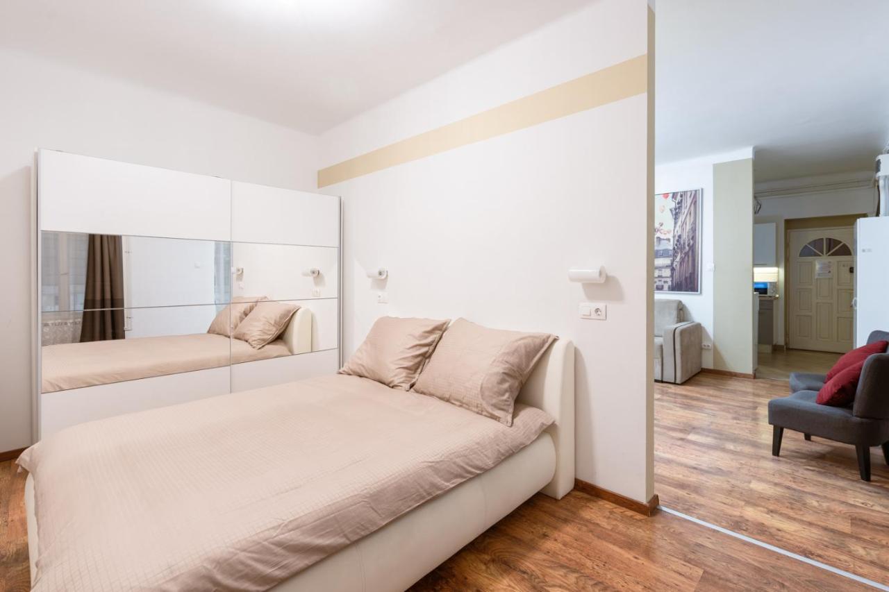 Central Seven Erzsebet Krt Budapest Esterno foto